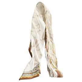 Louis Vuitton Beige Monogram Ultimate Bandeau Silk Scarf