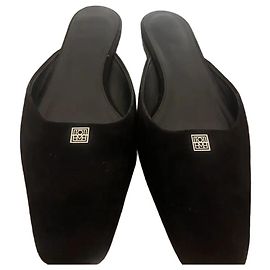 Mules Totême de gamuza negra punta cuadrada