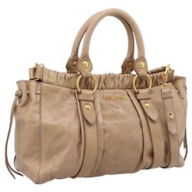 Borsa a mano Miu Miu in pelle 2way Beige Tono Oro Auth 167588M