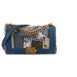 CHANEL - Chanel Boy Schultertasche medium aus blauem Patchwork-Denim