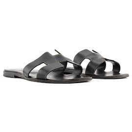 HERMÈS - Sandales Oran Hermès en cuir lisse noir (T37,5)