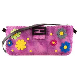 FENDI - Fendi Baguette Schultertasche aus lila Patchwork-Wolle