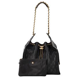 CHANEL - Borsa a tracolla Chanel 25 medium in pelle martellata nera