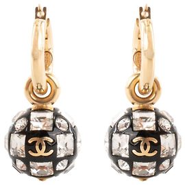 CHANEL - Chanel Hängeohrringe aus Strass und goldfarbenem Metall