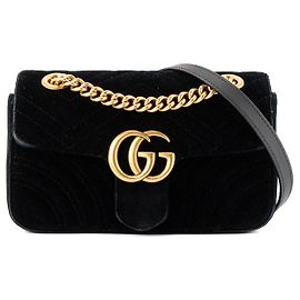 GUCCI - GG Marmont Small Gucci Schultertasche aus schwarzem Samt
