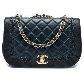 Borsa a tracolla Chanel Small CC Quilted Bicolor in pelle d'agnello intrecciata blu, patta Saddle