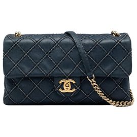 Borsa a tracolla Chanel Jumbo Quilted in vitello blu con tripla cucitura