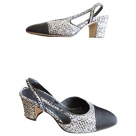 Chanel Slingback Tweed e Paillettes Argentate 38.5
