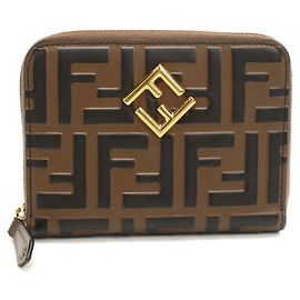 Fendi Bi-fold Geldbörse aus braunem Kalbsleder