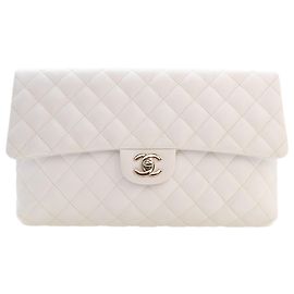 Chanel White CC Quilted Caviar Flap Clutch