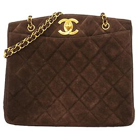 Bolsa de ombro Chanel Matelassé em camurça castanha