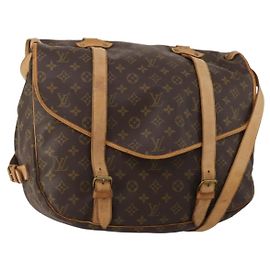 LOUIS VUITTON Monogram Saumur 43 Shoulder Bag M42252 LV Auth 202937