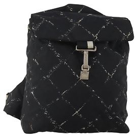Mochila CHANEL New Travel Line Nylon Preto CC Auth BA15739