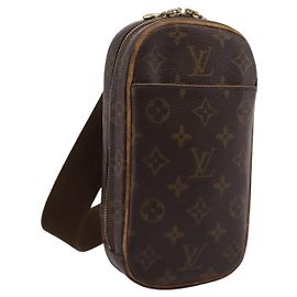 LOUIS VUITTON Monogram Pochette Gange Shoulder Bag M51870 LV Auth ka6235