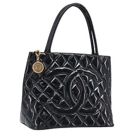 Bolso Tote CHANEL COCO Mark Standard de cuero charol Negro Oro CC Auth ki6845M