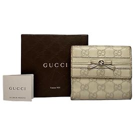 Carteira Vintage Gucci GG Supreme Bifold c. Final dos anos 2000 Cream Beige