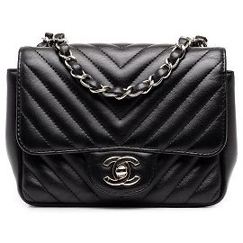 Sac crossbody Chanel Mini Square Classic Chevron en agneau à rabat unique, noir
