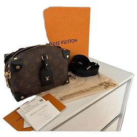 Sac bandoulière petite malle souple Louis Vuitton Monogram
