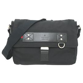 Gucci Sherry Messenger Bag