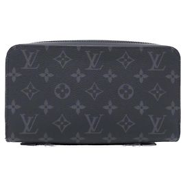 Carteira Zippy XL Monogram Eclipse Louis Vuitton