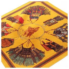Hermès Foulard Hermes Carre Plissé Cuirs du Desert