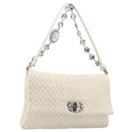 Bolsa de Ombro Miu Miu Matelassé com Corrente em Couro 2way White Silver Auth 202695A