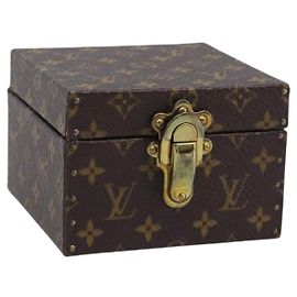 LOUIS VUITTON Accessoire-Etui Eccrine Declaration Box M21010 LV Auth 204065V