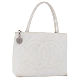 Bolso Tote CHANEL Piel Caviar Blanco Standard Plata CC Auth 204728