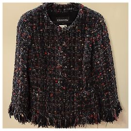 Chanel Tweed Jacke mit Fransen-Details
