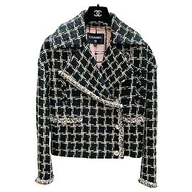 Chanel Tweed Jacke mit Karomuster