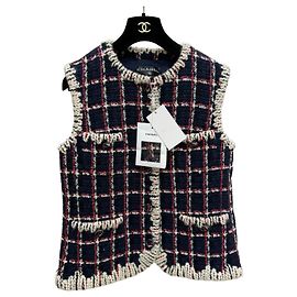 Chanel Snow series Tweed Top