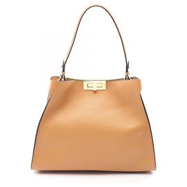 Borsa a tracolla media in pelle Fendi Way