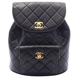 Mochila/Bolso Chanel Matelassé de piel negra