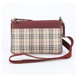 Bolso de hombro de piel Burberry Nova Check