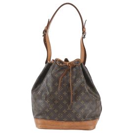 Bolso de hombro de cuero Louis Vuitton Monogram Noe M42224