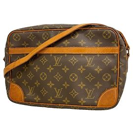Bolsa de Ombro Louis Vuitton Monogram Trocadero 30