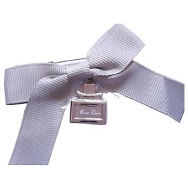 Christian Dior Miss Dior Schleifennadel