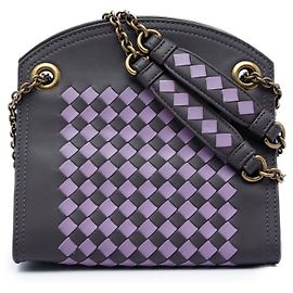 Carteira com corrente Bottega Veneta em Nappa Intrecciato cinza