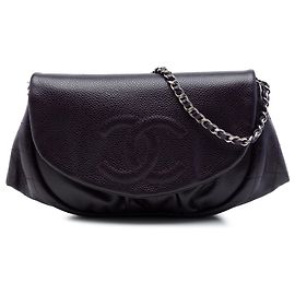 Chanel Carteira Half Moon com Corrente CC Caviar Preta