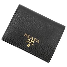 Prada Bi-Fold Geldbörse aus Saffiano Leder Schwarz Rot