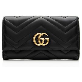Gucci GG Marmont Continental Wallet aus gestepptem Leder