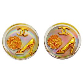 Pendientes de clip Chanel chapados en oro