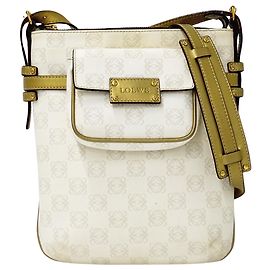 Loewe Handtasche weiß Anagram aus PVC