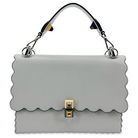 Fendi Kan I in pelle Medium