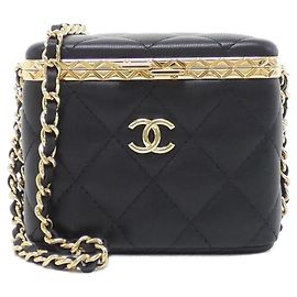 Borsa a tracolla Chanel in pelle d'agnello