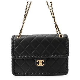 Borsa a mano Chanel Matelassé Nera