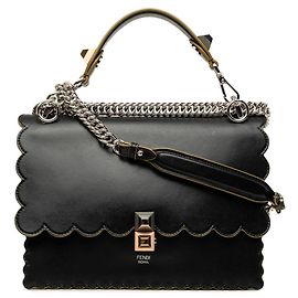 Bolsa de mão Fendi Kanai Bolsa de ombro com corrente