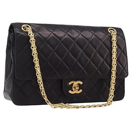 Bolsa de Ombro CHANEL Matelasse com Corrente em Pele de Cordeiro Vintage Preta Ouro CC Auth 206116V