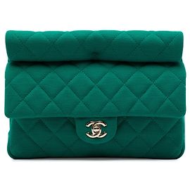 Clutch Roll Chanel CC de jersey acolchado verde