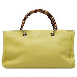 Bolsa Shopper Satchel Gucci Medium em couro de bezerro amarela com bambu